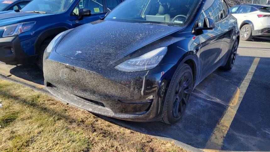 2021 Tesla Model Y 5YJYGDEE4MF149061