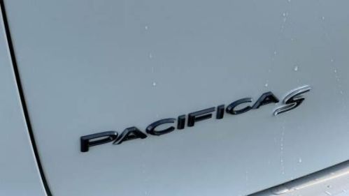 2020 Chrysler Pacifica 2C4RC1N75LR251049