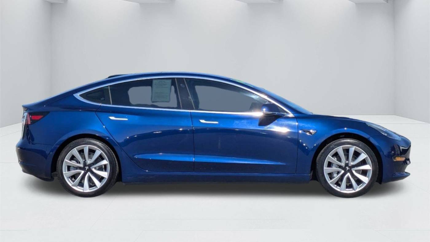 2018 Tesla Model 3 5YJ3E1EA6JF118305