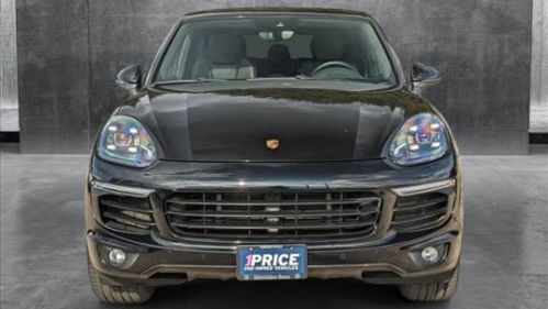 2017 Porsche Cayenne WP1AE2A25HLA74833