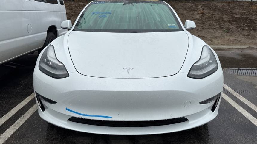 2018 Tesla Model 3 5YJ3E1EA9JF053871