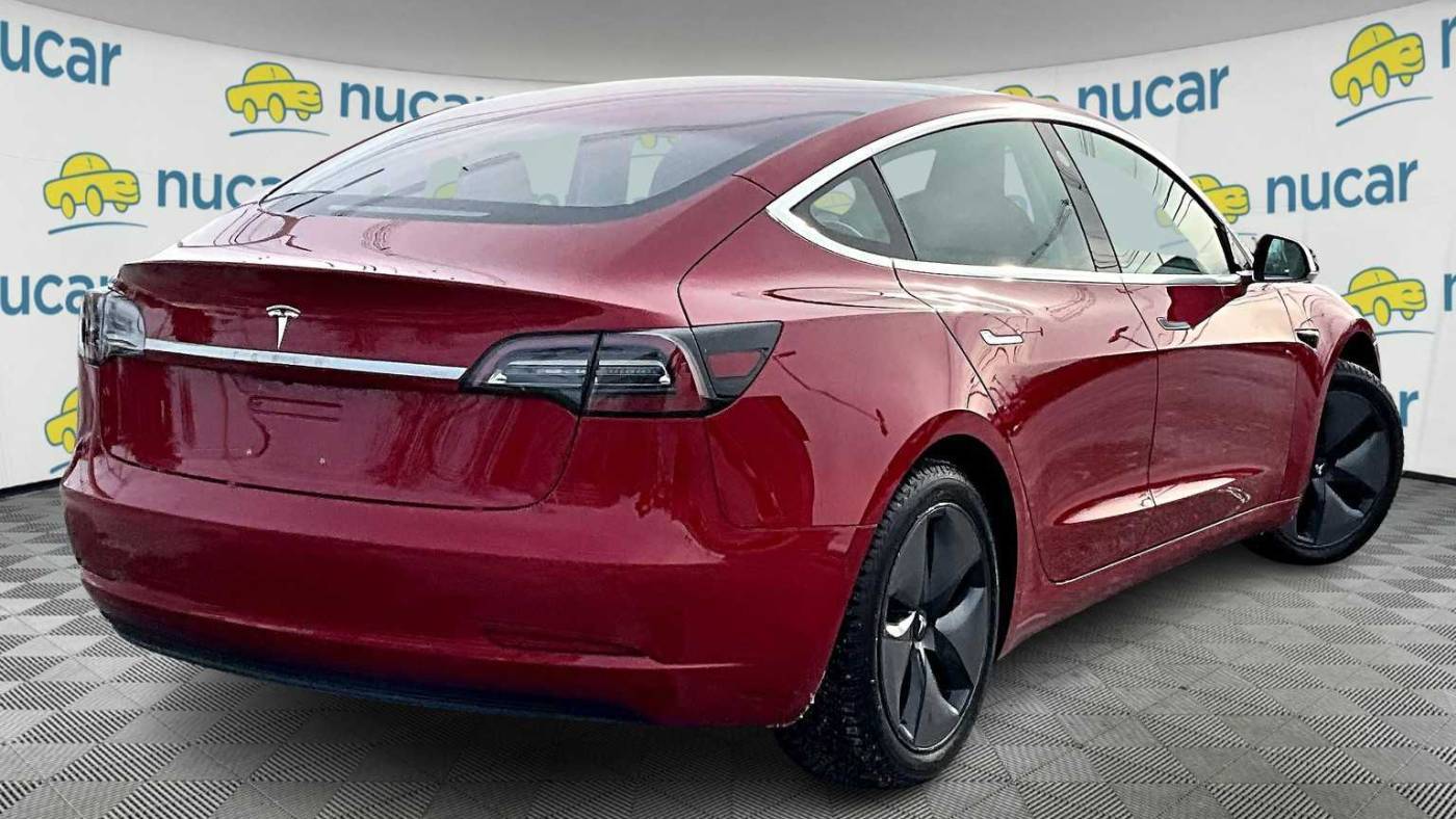 2018 Tesla Model 3 5YJ3E1EA0JF030740