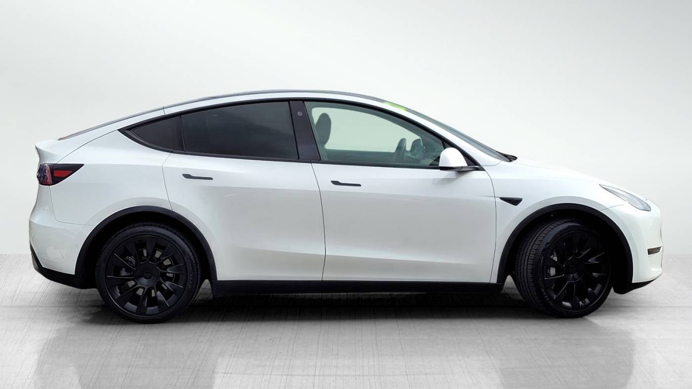 2021 Tesla Model Y 5YJYGDEEXMF180265