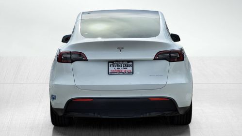 2021 Tesla Model Y 5YJYGDEEXMF180265