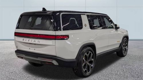 2023 Rivian R1S 7PDSGABA4PN013243