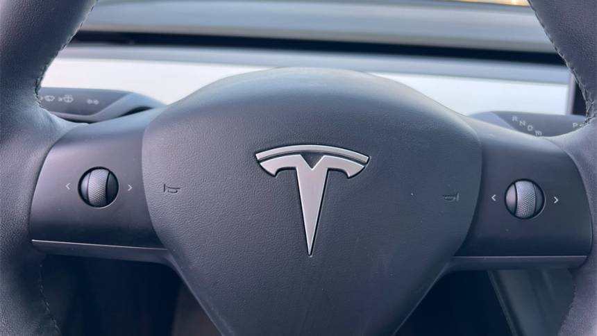 2021 Tesla Model Y 5YJYGDEE7MF212928