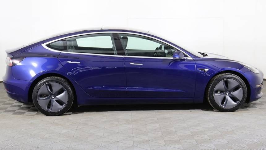 2018 Tesla Model 3 5YJ3E1EB7JF093617