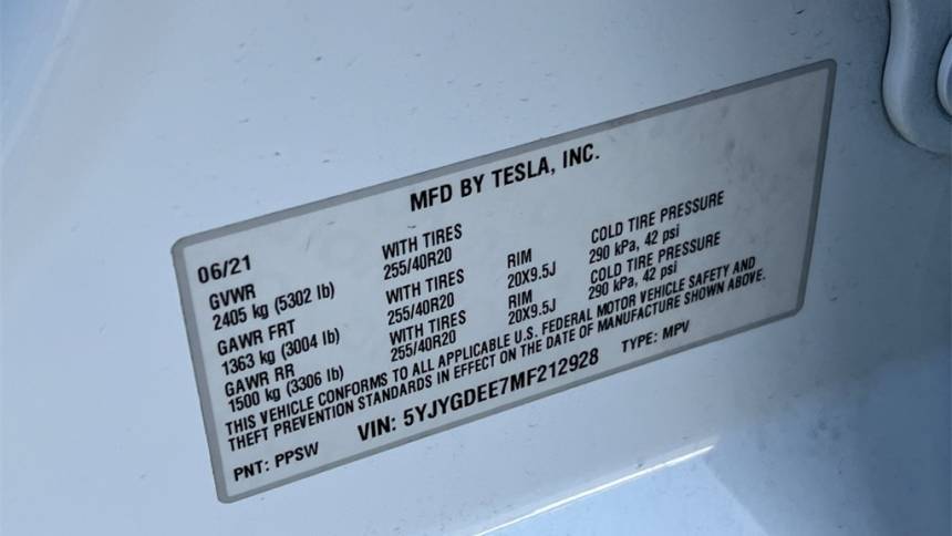 2021 Tesla Model Y 5YJYGDEE7MF212928