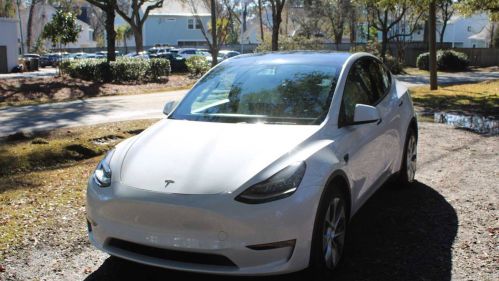 2021 Tesla Model Y 5YJYGDEE4MF304014