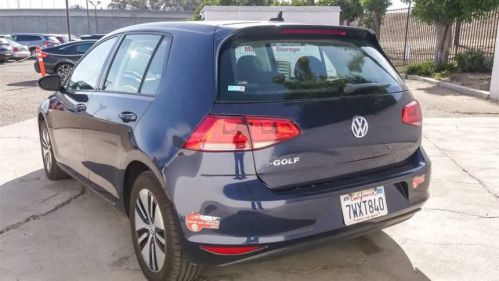 2016 Volkswagen e-Golf WVWKP7AU3GW916547