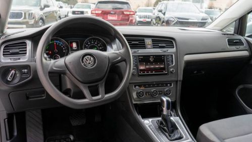 2016 Volkswagen e-Golf WVWKP7AU0GW907854