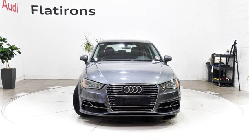 2016 Audi A3 Sportback e-tron WAUTPBFF6GA032808