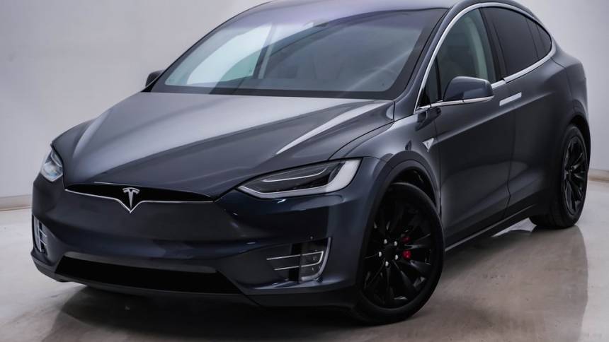 2016 Tesla Model X 5YJXCBE42GF000686