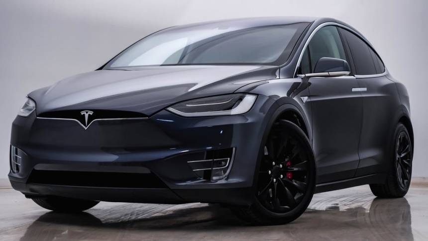 2016 Tesla Model X 5YJXCBE42GF000686