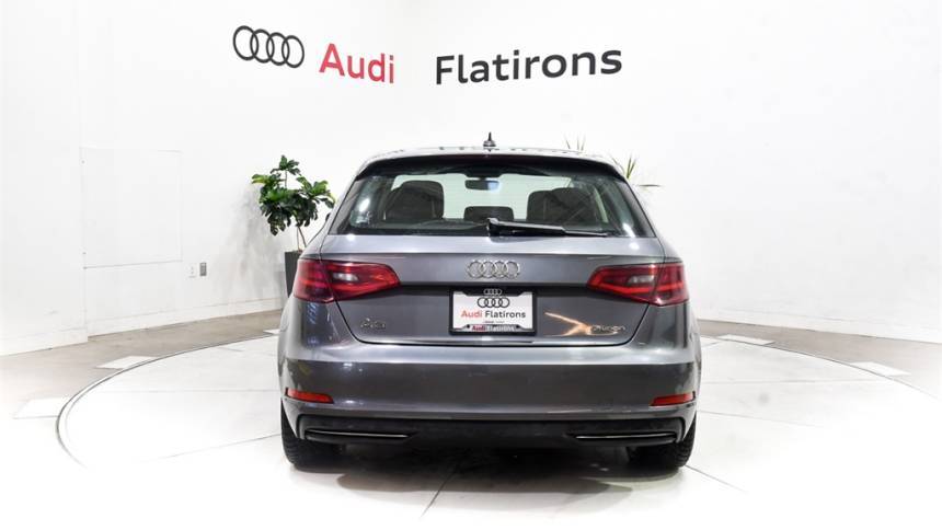 2016 Audi A3 Sportback e-tron WAUTPBFF6GA032808