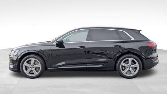 2019 Audi e-tron WA1LAAGE5KB022269