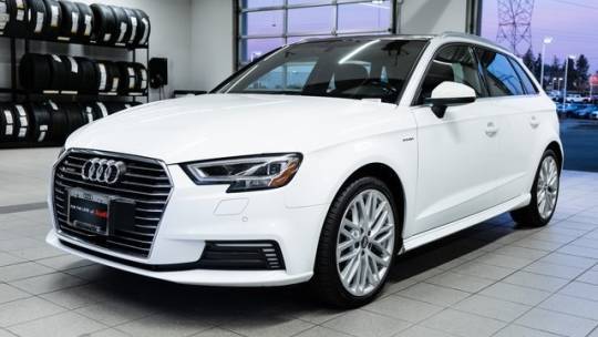 2018 Audi A3 Sportback e-tron WAUTPBFF6JA061023