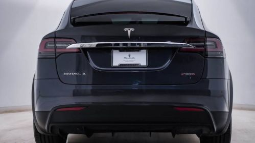 2016 Tesla Model X 5YJXCBE42GF000686