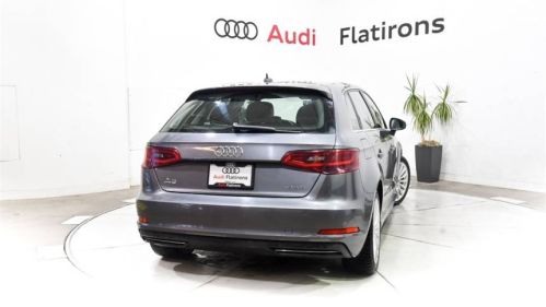 2016 Audi A3 Sportback e-tron WAUTPBFF6GA032808