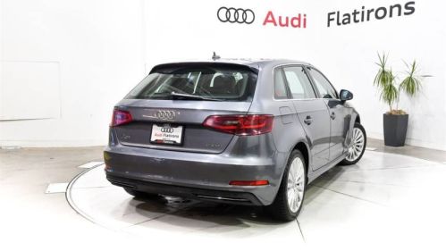 2016 Audi A3 Sportback e-tron WAUTPBFF6GA032808