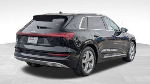 2019 Audi e-tron WA1LAAGE5KB022269