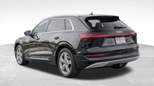 2019 Audi e-tron WA1LAAGE5KB022269