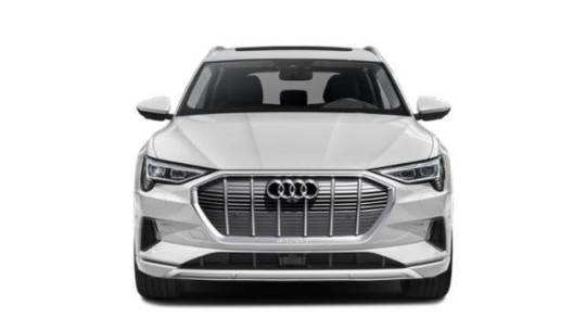 2019 Audi e-tron WA1VAAGE8KB022646