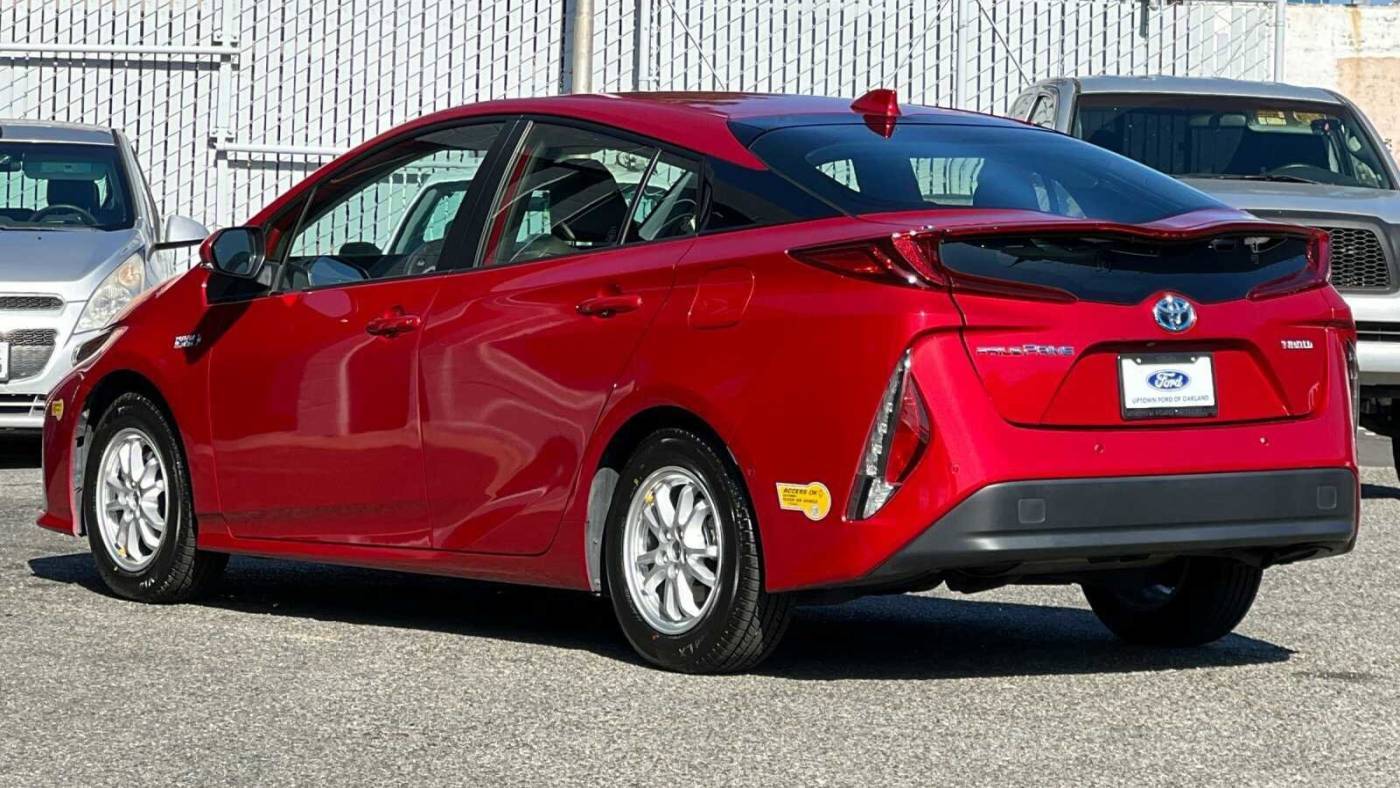 2022 Toyota Prius Prime JTDKAMFP2N3212115