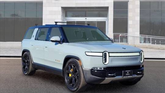 2022 Rivian R1S 7PDSGABL2NN000313