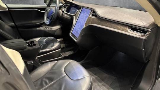 2013 Tesla Model S 5YJSA1CN3DFP24369