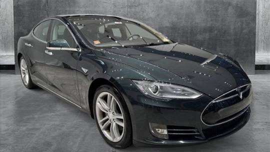 2013 Tesla Model S 5YJSA1CN3DFP24369