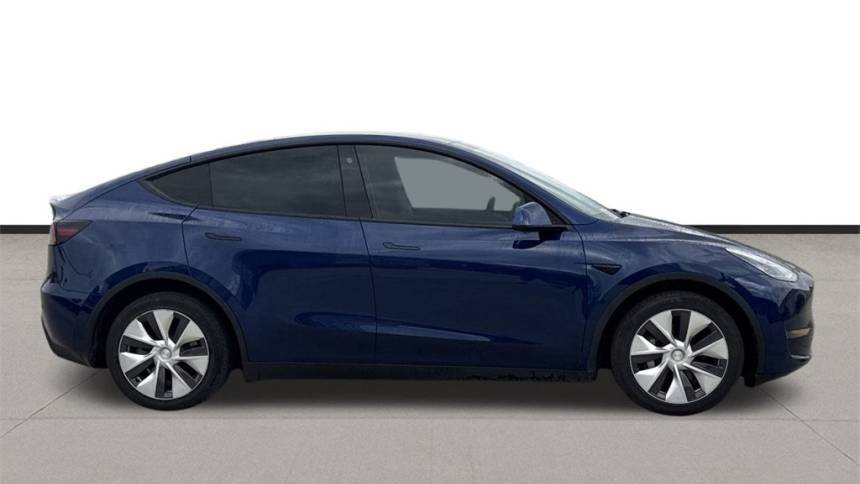 2021 Tesla Model Y 5YJYGDEE7MF265774