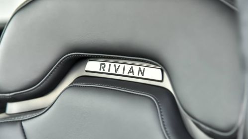 2023 Rivian R1S 7PDSGABA7PN016167