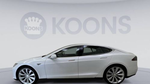 2015 Tesla Model S 5YJSA1V26FF098628