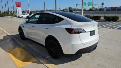 2021 Tesla Model Y 5YJYGDEE0MF303426