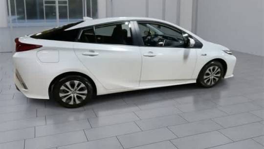 2022 Toyota Prius Prime JTDKAMFP4N3207613