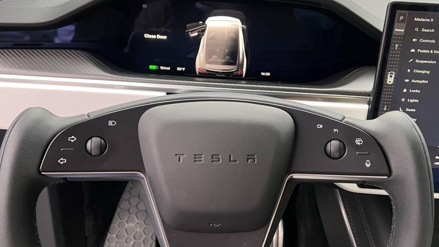 2022 Tesla Model X 7SAXCBE6XNF333896