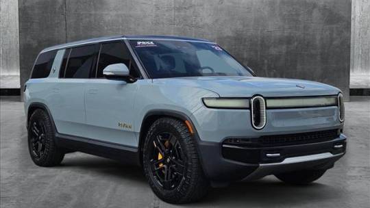 2023 Rivian R1S 7PDSGABA4PN022024