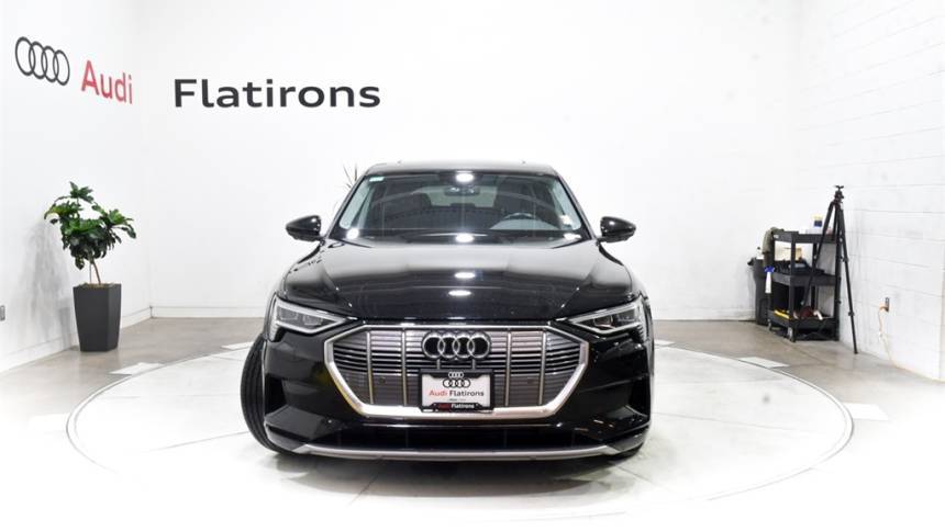 2020 Audi e-tron WA12ABGE7LB036077