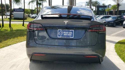 2022 Tesla Model X 7SAXCBE57NF364031