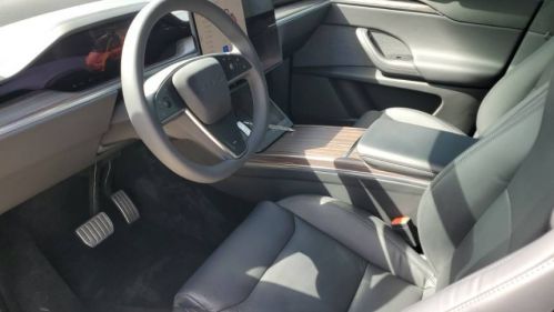 2022 Tesla Model X 7SAXCBE57NF364031