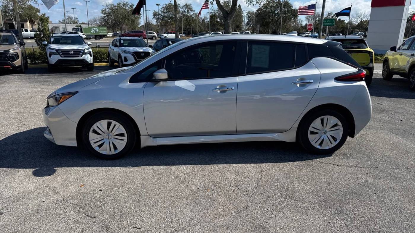 2023 Nissan LEAF 1N4AZ1BV8PC558749