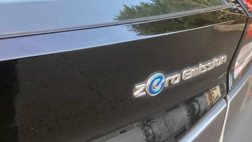 2019 Nissan LEAF 1N4AZ1CP1KC321190