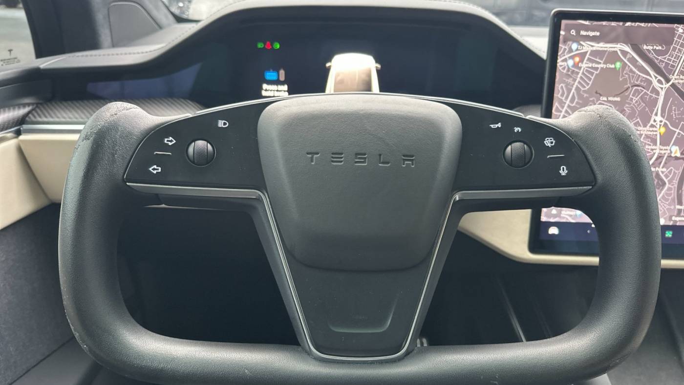 2022 Tesla Model X 7SAXCBE61NF331874