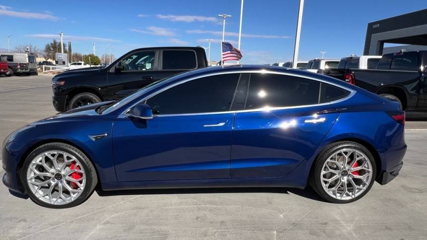 2018 Tesla Model 3 5YJ3E1EB5JF055691