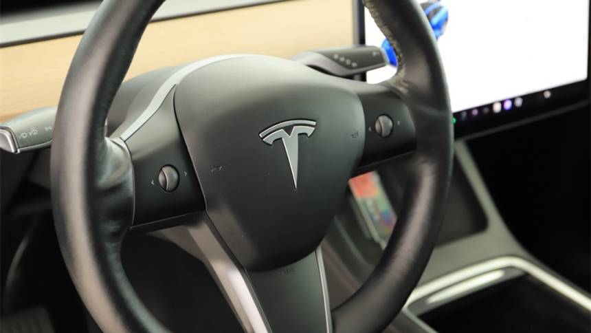 2021 Tesla Model Y 5YJYGDEE8MF241161