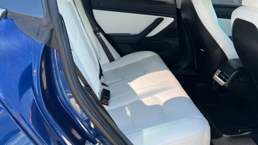 2018 Tesla Model 3 5YJ3E1EB5JF055691