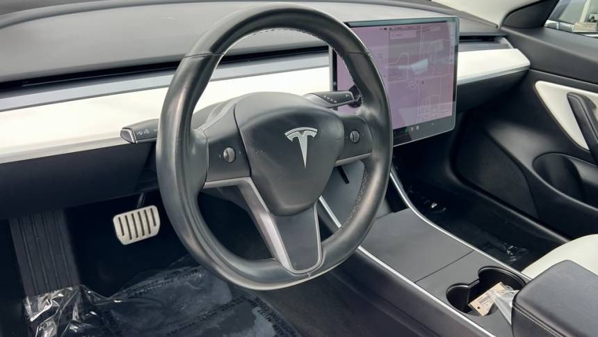 2018 Tesla Model 3 5YJ3E1EB6JF079353