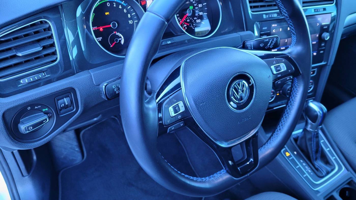 2019 Volkswagen e-Golf WVWKR7AUXKW909209