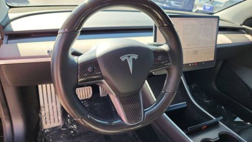 2019 Tesla Model 3 5YJ3E1EB2KF236622